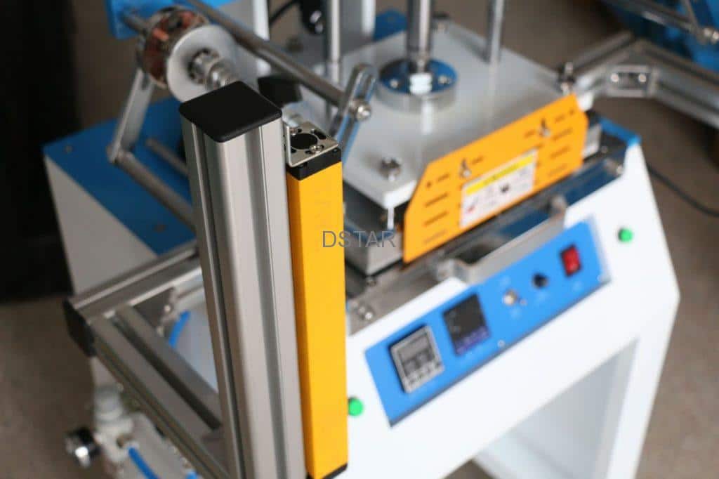 Hot foil stamping machine for plastic/paper/leather DX-T70SD2 - Applications - 3